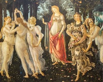 Leonardo da Vinci, Michelangelo ve Botticelli gibi Rönesans eseri veren ressamlar 