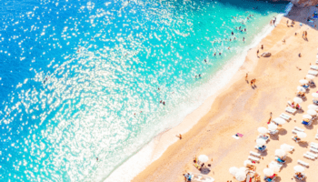 Fethiye gezilecek yerler, Fethiye'de gezilecek yerler, Fethiye'nin en güzel koyları, Fethiye koyları, Fethiye plajları, Fethiye tatil rehberi, Fethiye'de ne yapılır, Fethiye'de nerede kalınır, Fethiye'de ne yenir, Fethiye antik kentleri, Fethiye gizli koylar, Fethiye az bilinen yerler, Ölüdeniz gezilecek yerler, Kayaköy gezilecek yerler, Saklıkent Kanyonu, Babadağ, Kelebekler Vadisi, Kabak Koyu, Faralya, Göcek koyları, Pinara Antik Kenti, Tlos Antik Kenti, Kadyanda Antik Kenti, Fethiye kamp alanları, Fethiye karavan kamp alanları, Fethiye 5 günlük gezi planı, Fethiye 7 günlük gezi planı, Dalaman Fethiye ulaşım, Fethiye tekne turu, Fethiye Likya